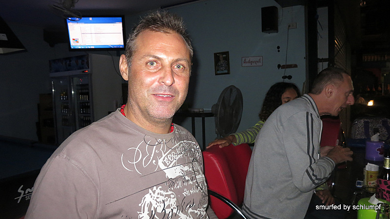 01.12.2013 Smurf Bar