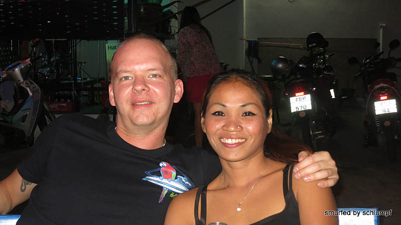 01.12.2013 Smurf Bar