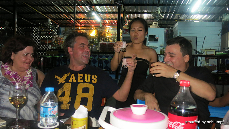 02.11.2013 Smurf Bar