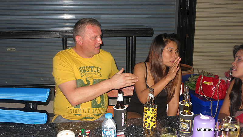02.11.2013 Smurf Bar