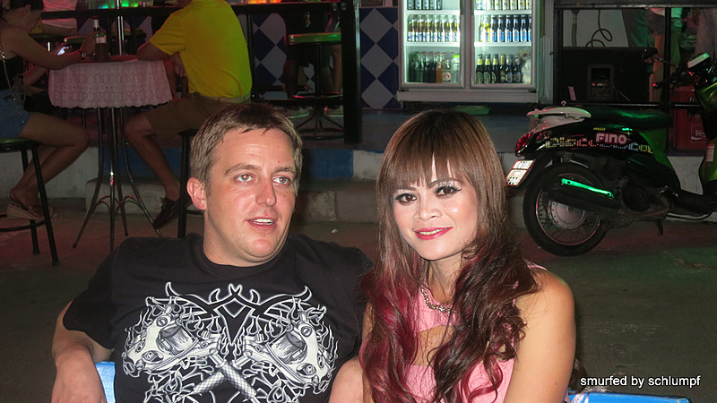 02.11.2013 Smurf Bar