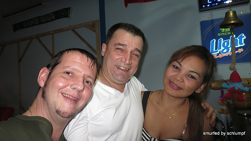 02.12.2013 Smurf Bar