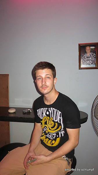 02.12.2013 Smurf Bar