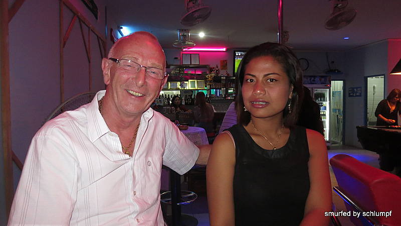 02.12.2013 Smurf Bar