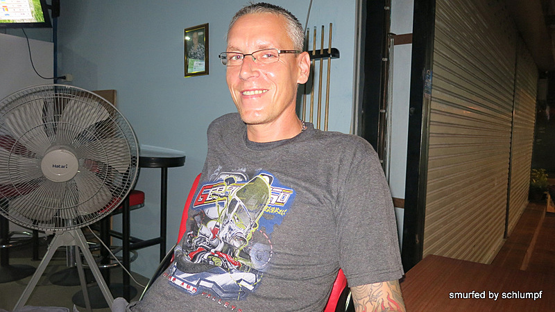 03.09.2013 Smurf Bar