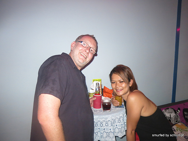 03.10.2013 Smurf Bar
