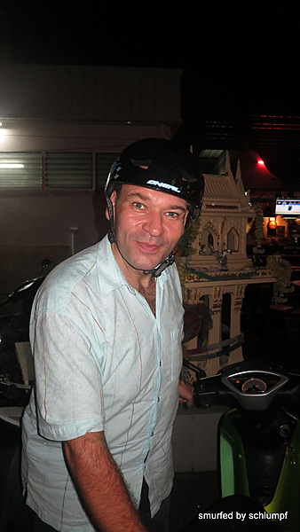03.10.2013 Smurf Bar