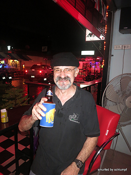 03.10.2013 Smurf Bar