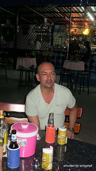 03.11.2013 Smurf Bar