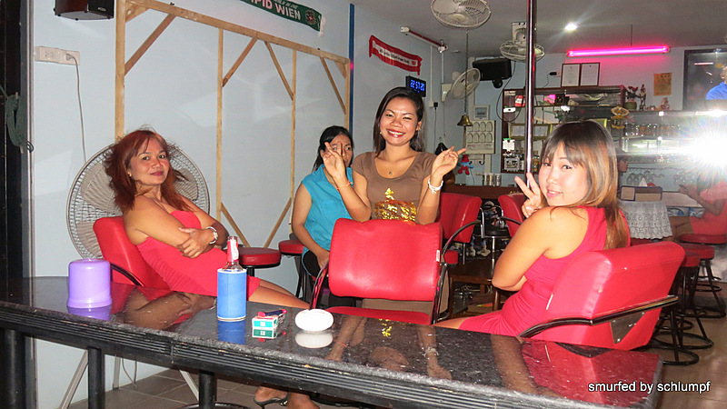 03.11.2013 Smurf Bar