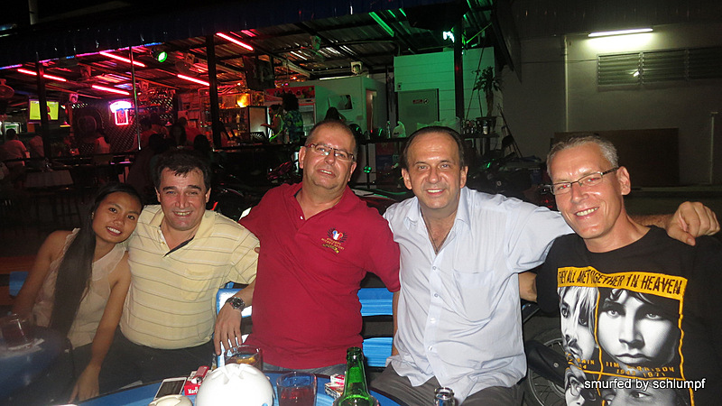 04.09.2013 Smurf Bar