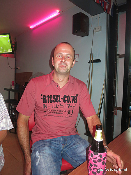 04.10.2013 Smurf Bar
