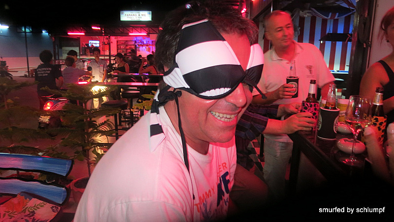04.11.2013 Smurf Bar