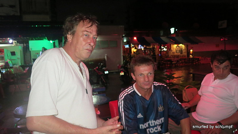 05.10.2013 Smurf Bar