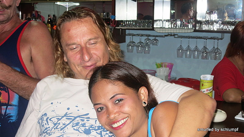 05.10.2013 Smurf Bar