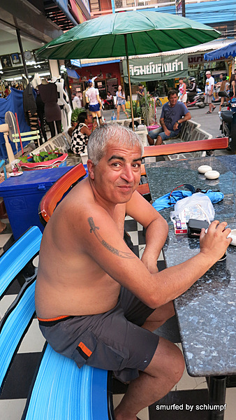 05.11.2013 Smurf Bar