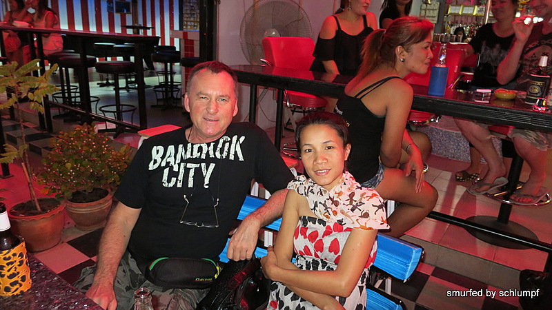 05.11.2013 Smurf Bar