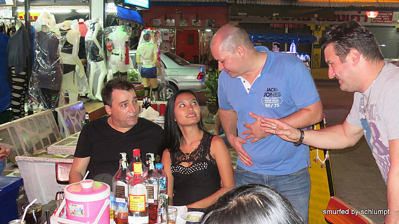05.11.2013 Smurf Bar