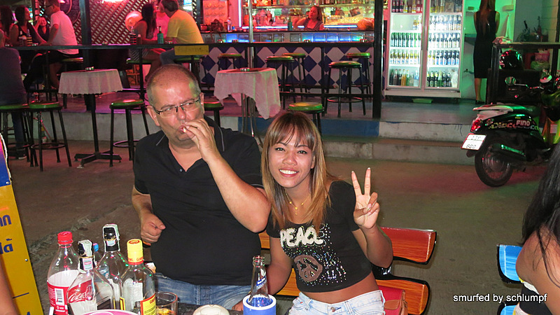 05.11.2013 Smurf Bar