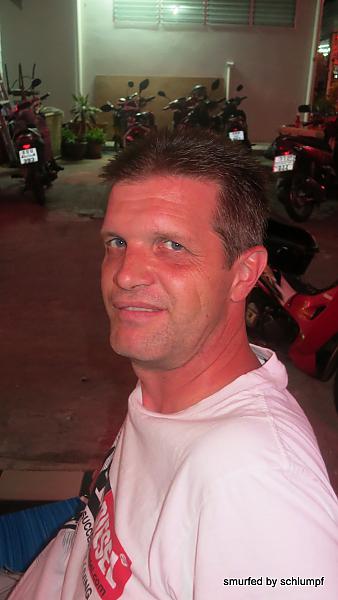 06.06.2013 Smurf Bar