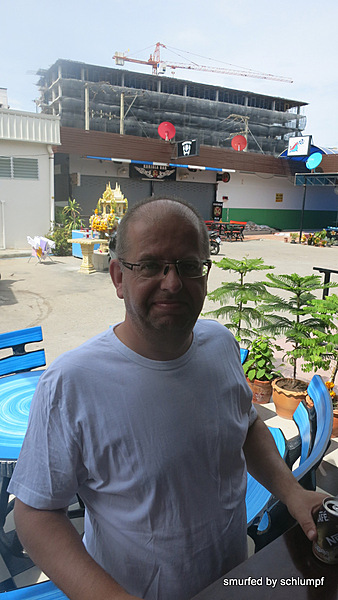 06.09.2013 Smurf Bar