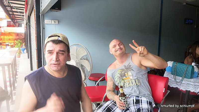 06.09.2013 Smurf Bar