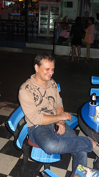 06.10.2013 Smurf BAR