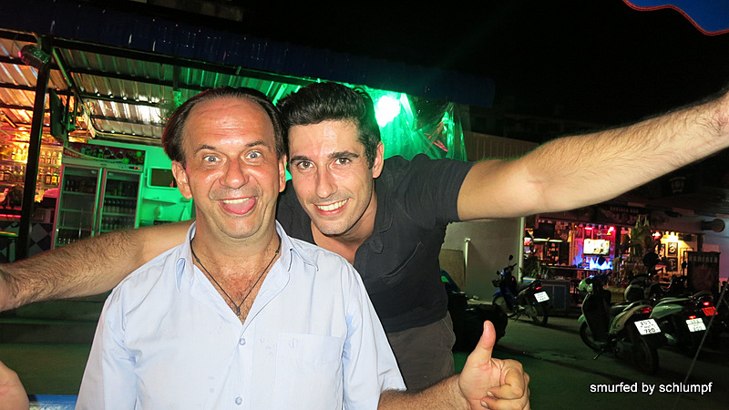 06.11.2013 Smurf Bar