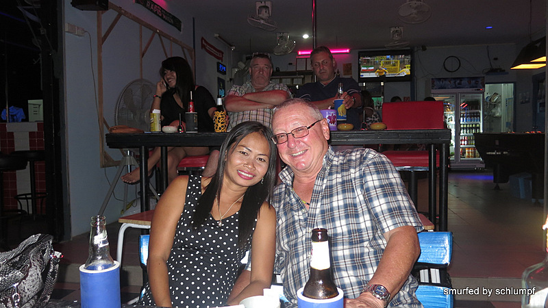 06.12.2013 Smurf Bar