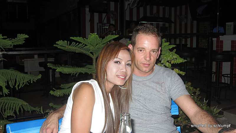 06.12.2013 Smurf Bar