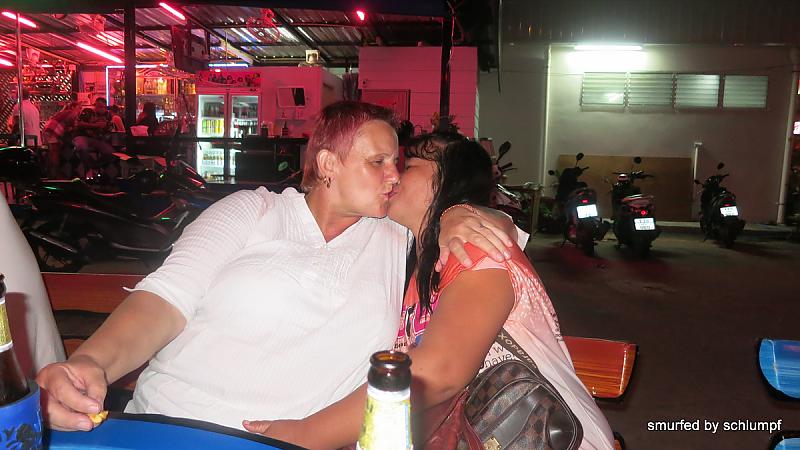 07.06.2013 Smurf Bar