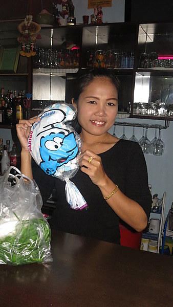 07.10.2013 Smurf Bar