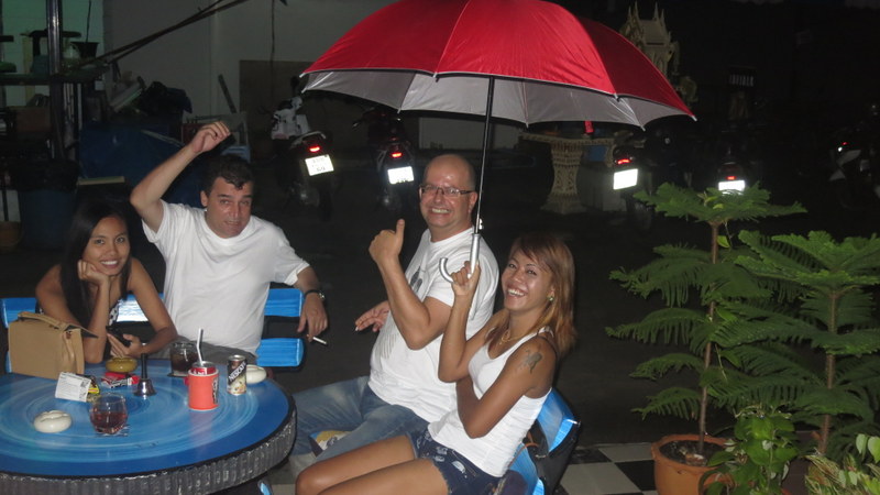 07.10.2013 Smurf Bar