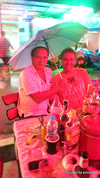 07.11.2013 Smurf Bar