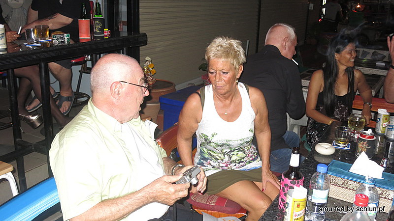 08.11.2013 Smurf Bar
