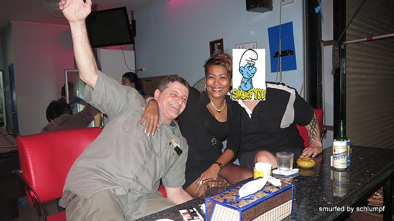 08.11.2013 Smurf Bar