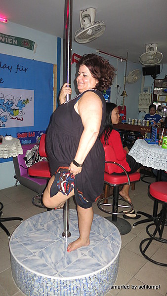 08.11.2013 Smurf Bar