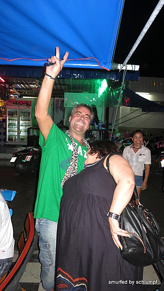 08.11.2013 Smurf Bar