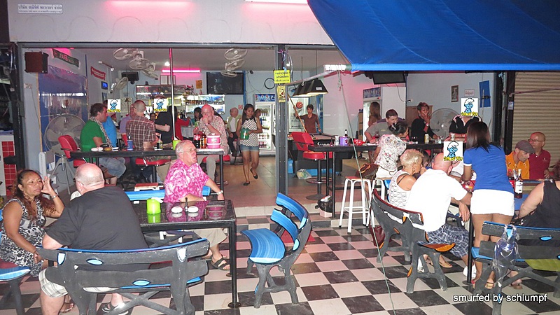 08.11.2013 Smurf Bar