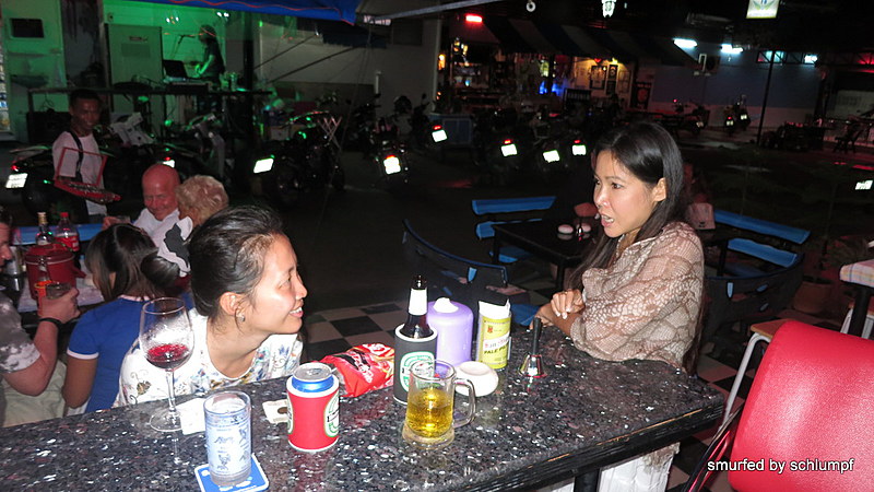 08.11.2013 Smurf Bar