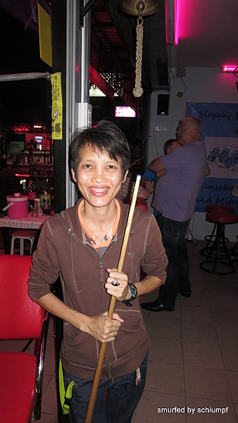 08.11.2013 Smurf Bar