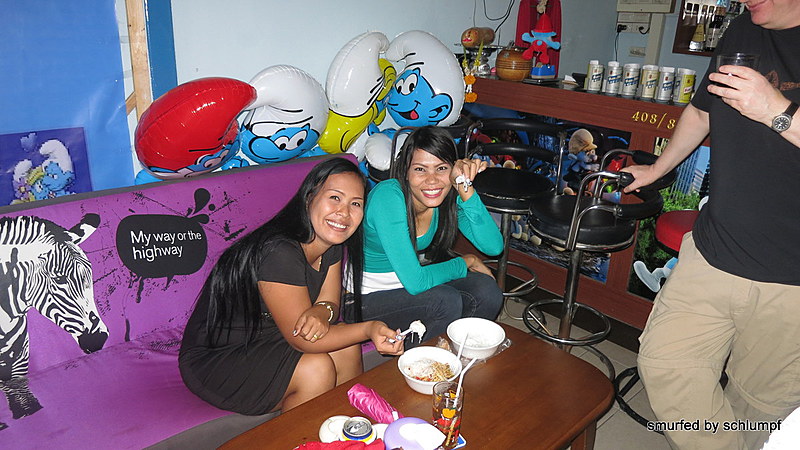 08.11.2013 Smurf Bar