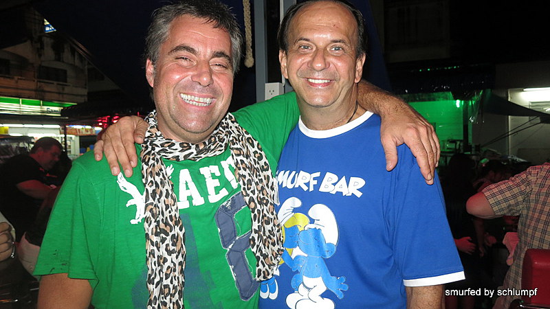 08.11.2013 Smurf Bar