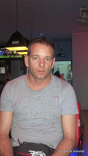 08.12.2013 Smurf Bar