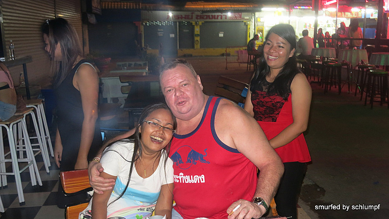08.12.2013 Smurf Bar