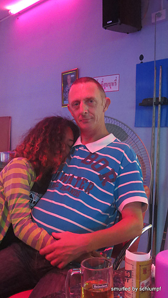 08.12.2013 Smurf Bar
