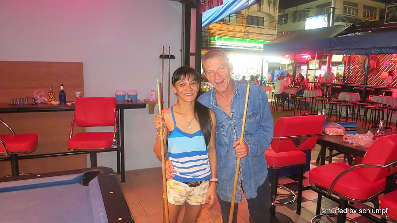 09.06.2013 Smurf Bar