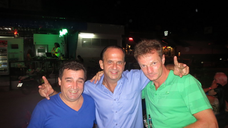 09.10.2013 Smurf Bar