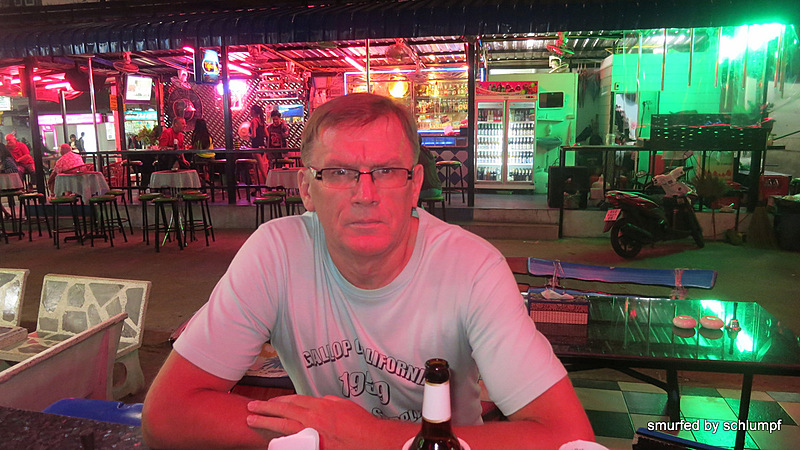 09.12.2013 Smurf Bar