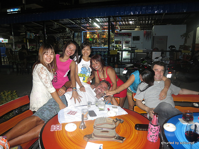 10.08.2013 Smurf Bar